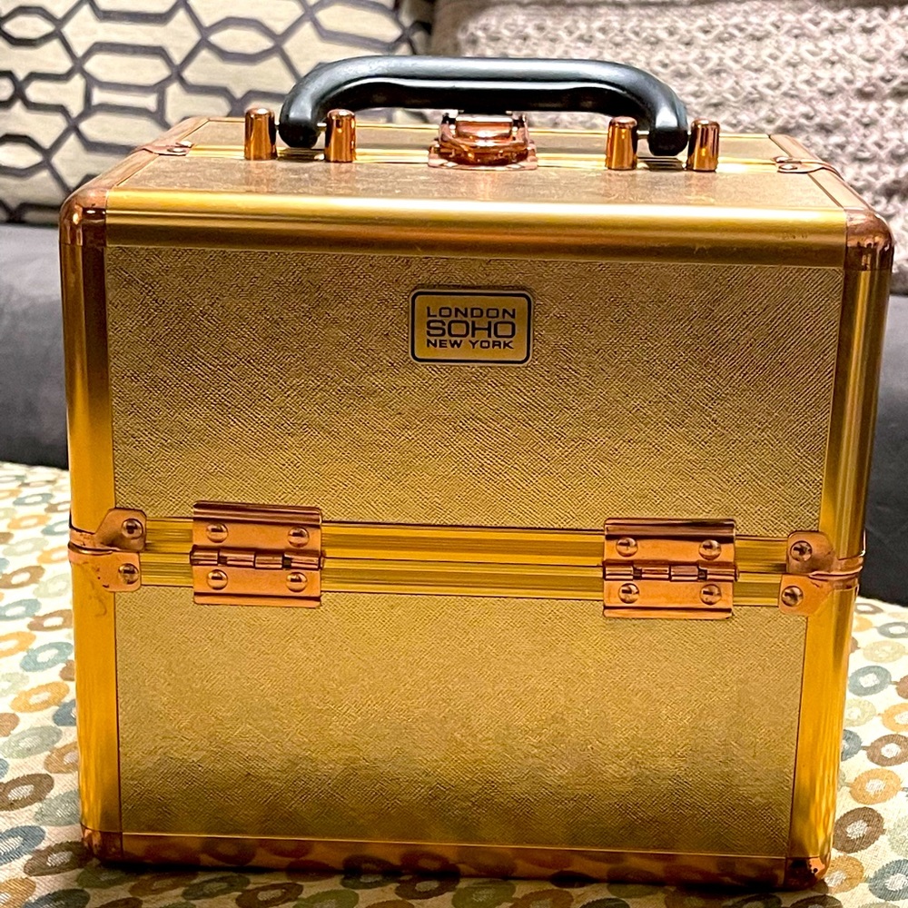 Soho Beauty Organizer